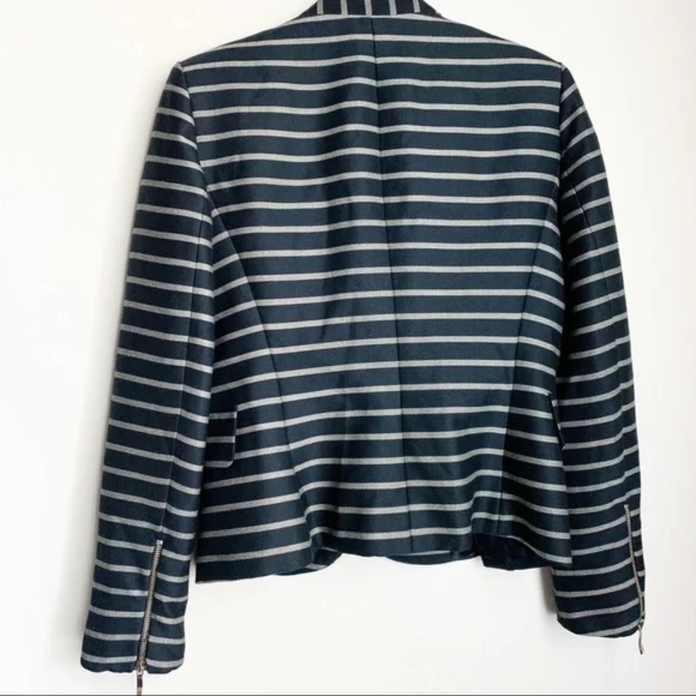 Zara Basic Striped Blazer M - image 4